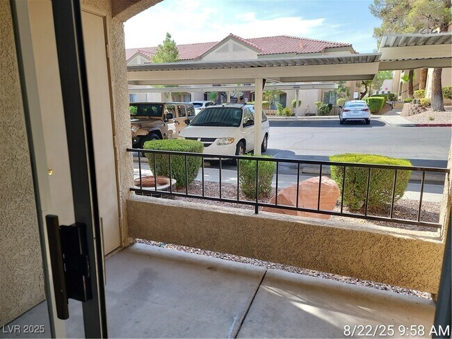 Building Photo - 7885 W Flamingo Rd