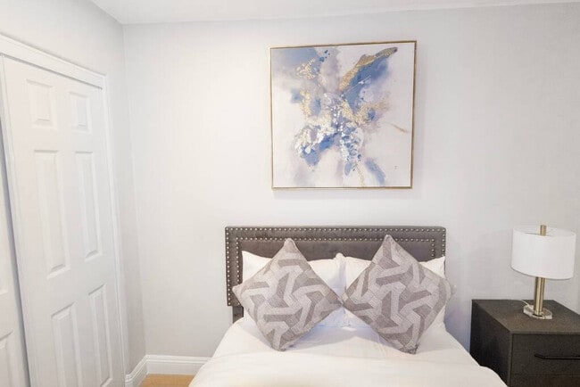 Building Photo - 8356 Adams St