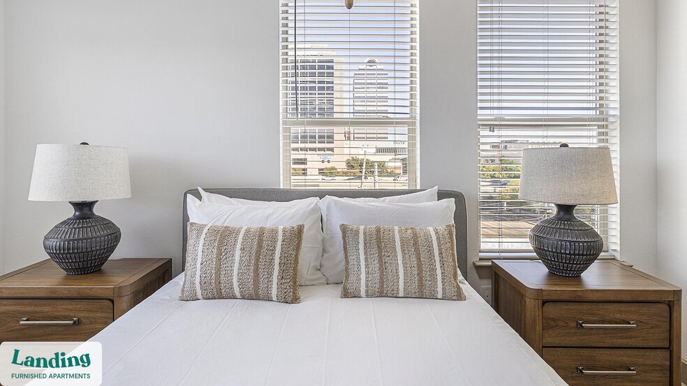 Building Photo - 5005 Galleria Dr