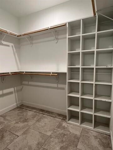 Building Photo - 2865 Amber Ave