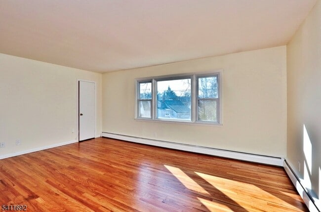 Building Photo - 118 Lexington Ave