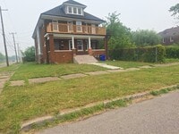 Building Photo - 3068 Harding St