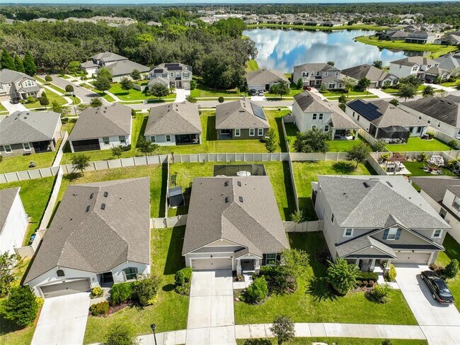 Building Photo - 11520 Cedar Valley Dr