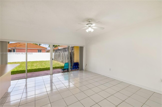 Building Photo - 1062 NW 134th Pl