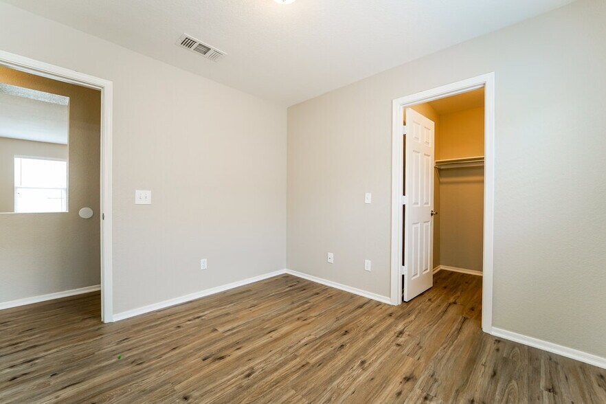Building Photo - 7393 S MESSALA Ct