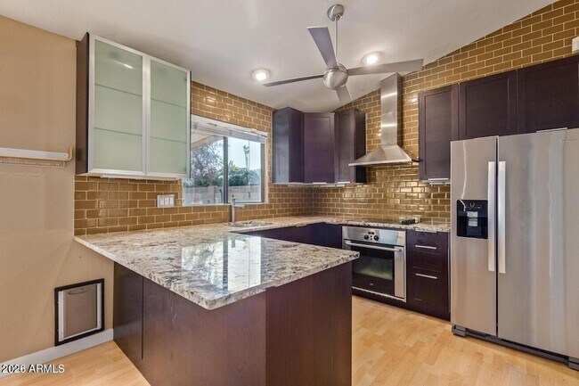 Building Photo - 6501 E Sandra Terrace