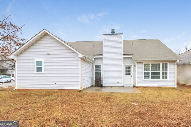 Building Photo - 1500 Logan Ln