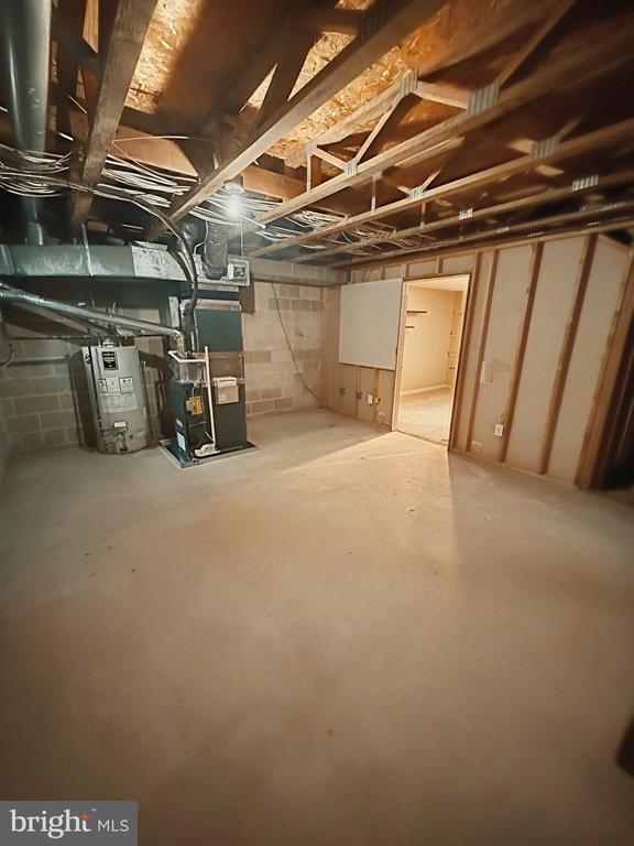 Building Photo - 746 Chessie Ct