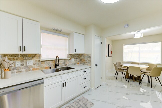 Building Photo - 8706 Bedworth Ln