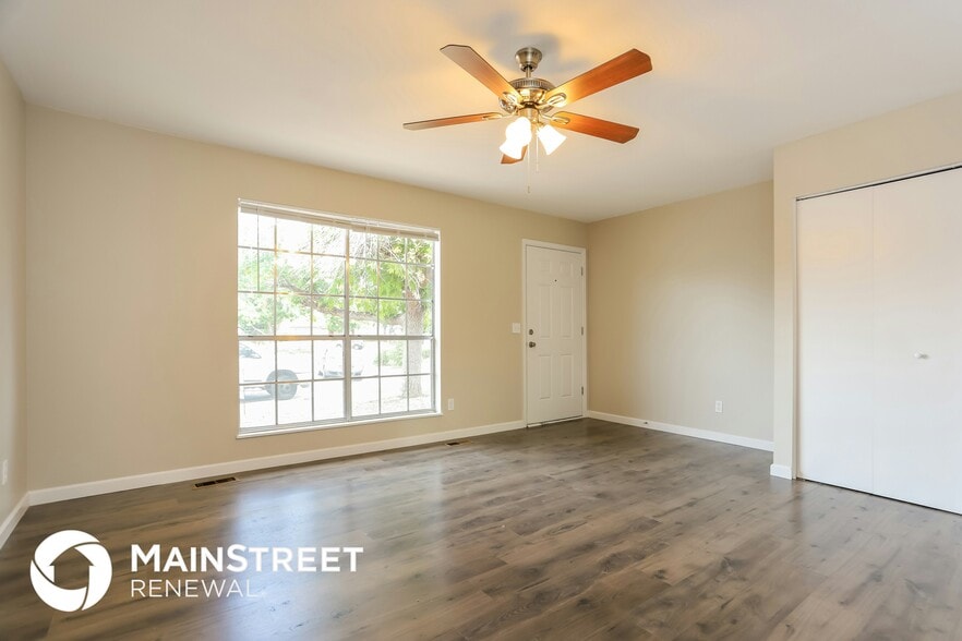 Building Photo - 1656 S Quintero Way