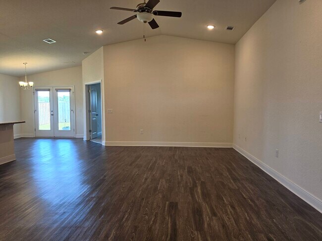 Building Photo - 6229 Redberry Dr
