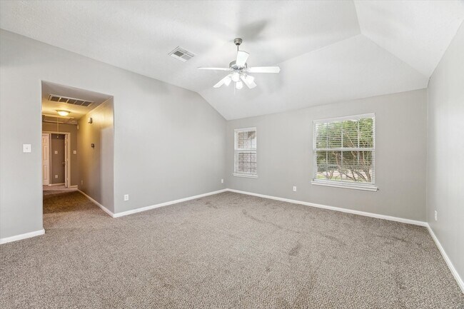 Building Photo - 3122 Schumann Oaks Dr