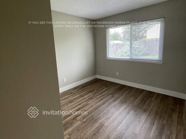 Building Photo - 8481 Cortadera Dr