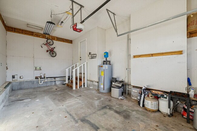 Building Photo - 342 Brook Mead Dr