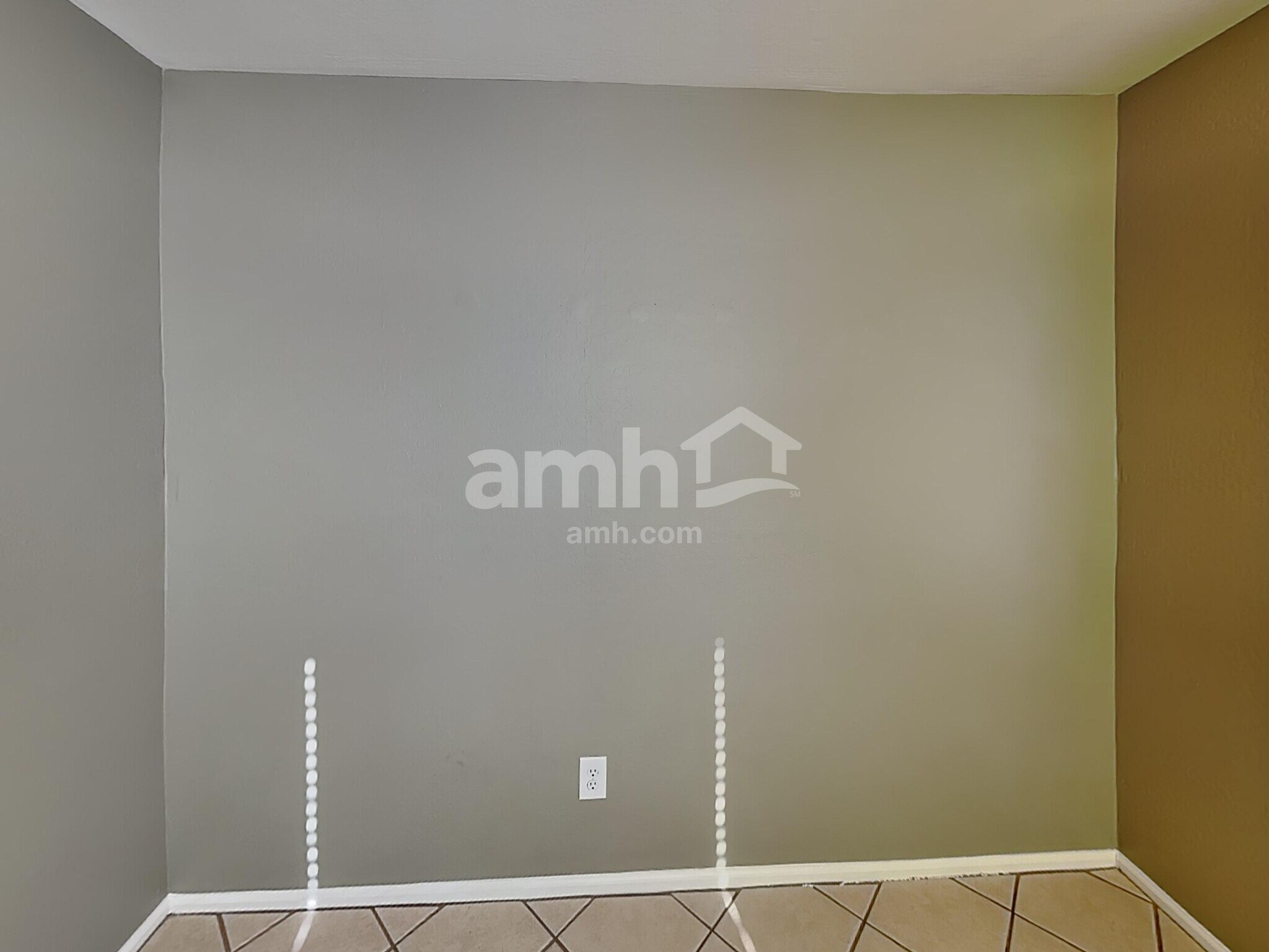 Building Photo - 13177 W Mauna Loa Ln