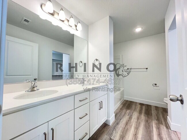 Building Photo - 1668 N 840 W