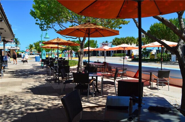 Building Photo - 5200 N Ocean Blvd