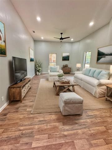 Building Photo - 508 E Franklin St