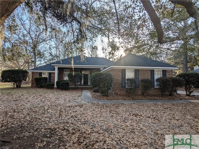 Primary Photo - 550 Laurenburg Dr