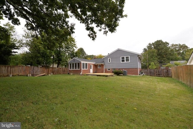 Building Photo - 5224 Forman Ct