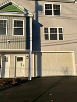 Building Photo - 32 Main St