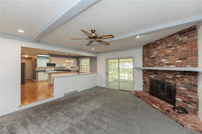 Building Photo - 33403 Cromwell Dr