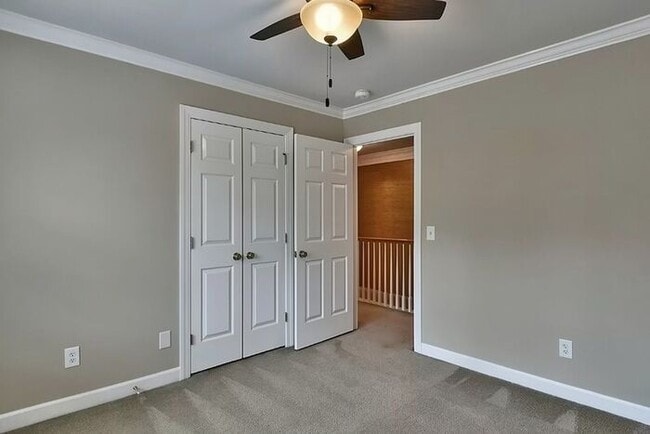 Building Photo - Wildewood in Northeast Columbia--Offering Self Guided Tour with RENTLY!