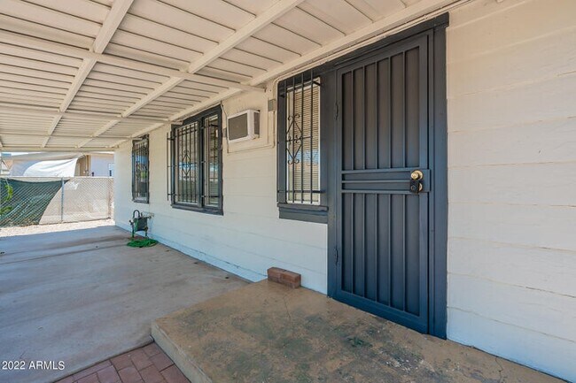 Building Photo - 2232 N 14th St