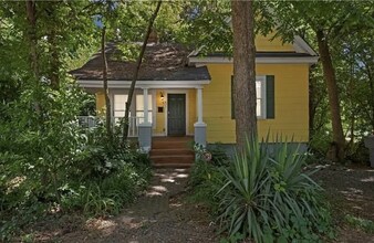 Building Photo - Furnished, Cozy Stay in the Arts District