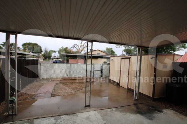 Building Photo - 6134 N 30th Ave
