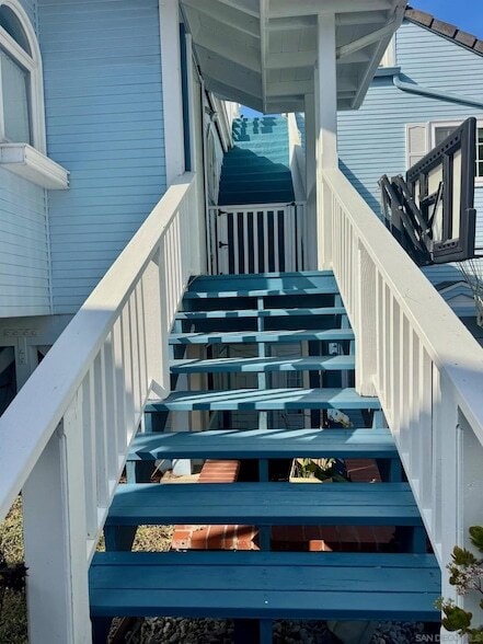 Building Photo - 1357 Olivet St