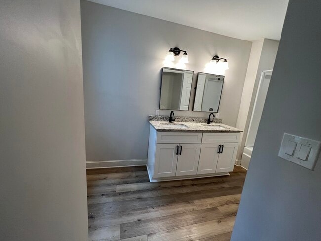 Building Photo - 1716 GA-85