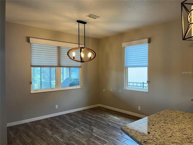 Building Photo - 12116 Goldenrod Ave