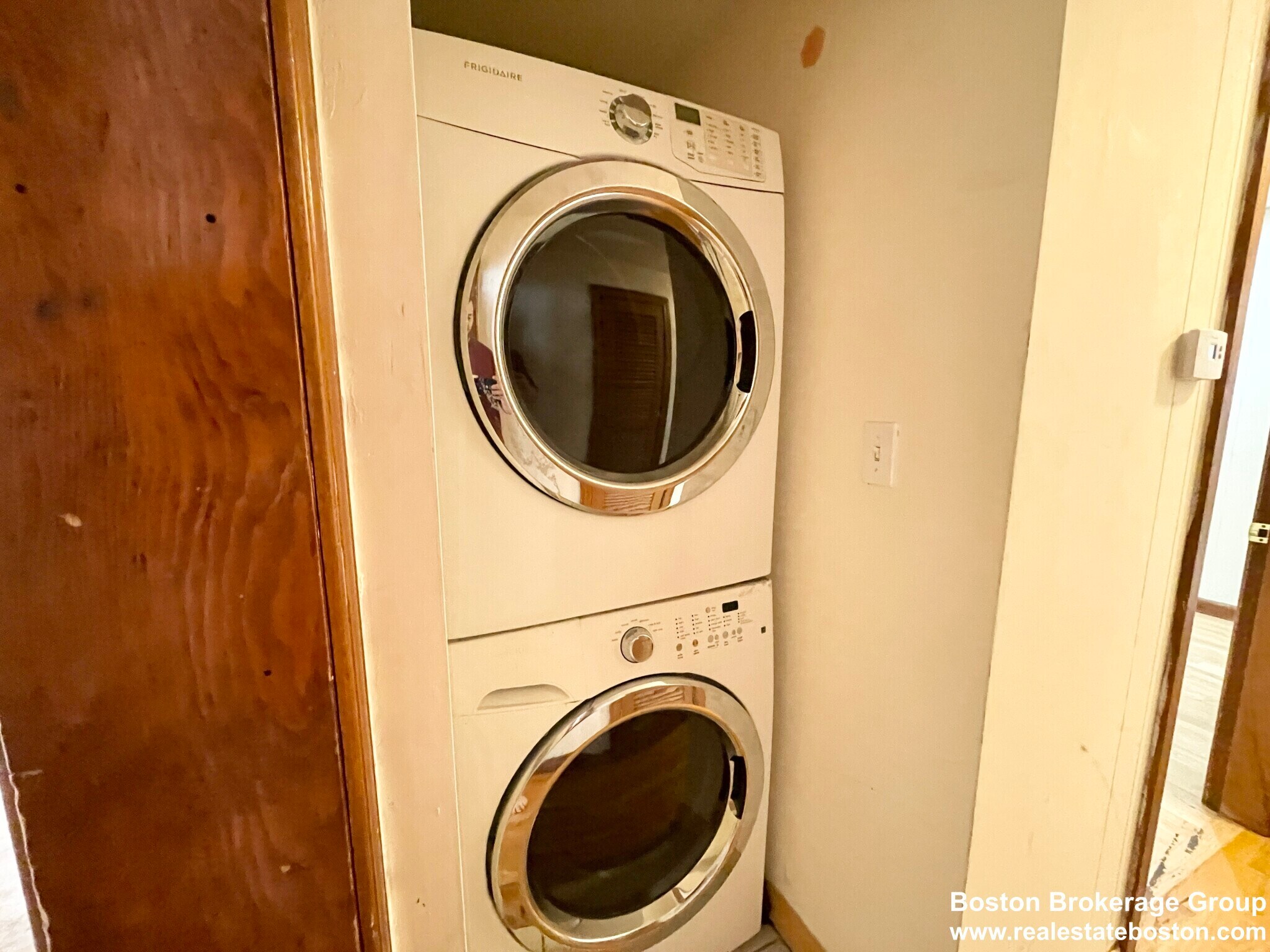 Building Photo - 5 Oswald St