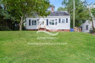Building Photo - 112 Kensington Cir