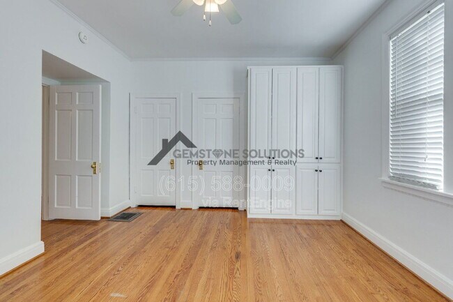 Building Photo - 502 32nd Ave S