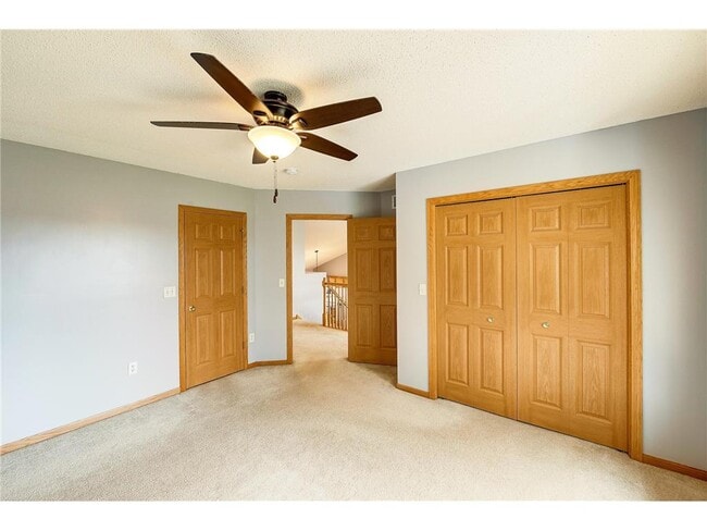 Building Photo - 1728 Ponderosa Ln