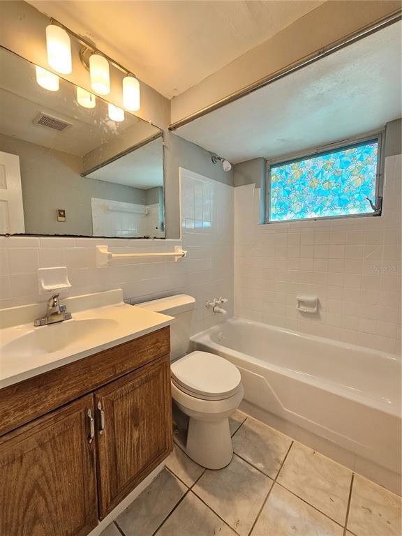 Building Photo - 9210 Pegasus Ave