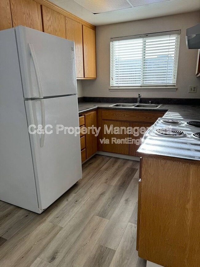 Building Photo - 1638 Merriton Ct