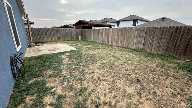 Building Photo - 3704 Octavia Dr