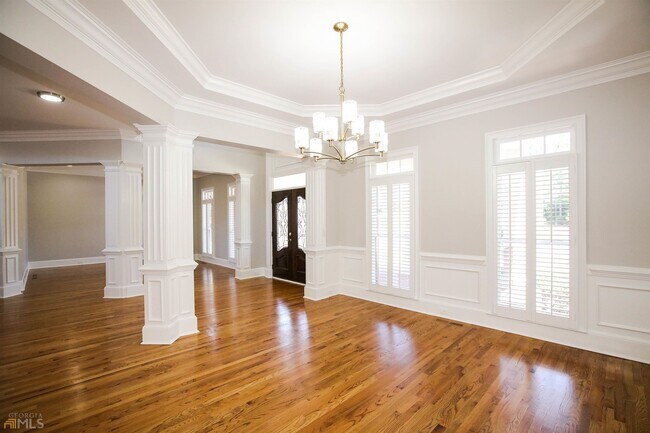 Building Photo - 1660 Briergate Dr