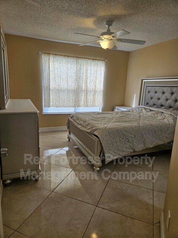 Building Photo - 13571 Eagle Ridge Dr