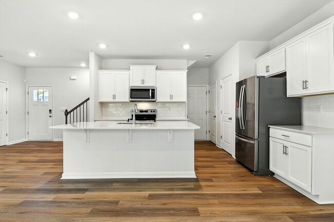 Building Photo - Beautiful New Construction 4 Bed 2.5 Bath ...