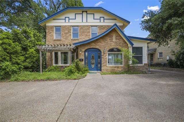 Primary Photo - 2625 S University Dr