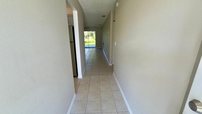 Building Photo - 4488 SE Salvatori Rd