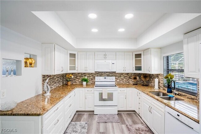 Building Photo - 1421 SE 29th Terrace