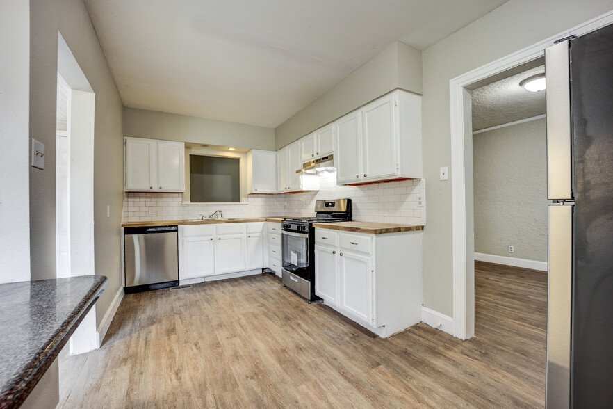 Building Photo - 1426 N 40th St