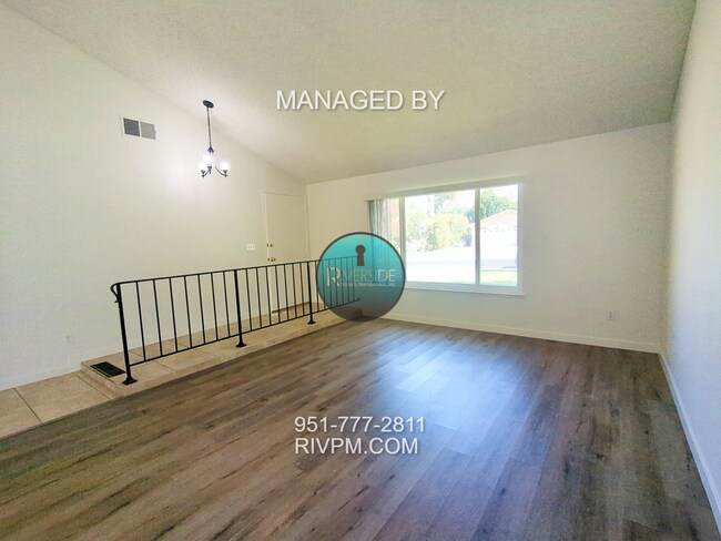 Building Photo - Beautiful home with no neighbors behind you!