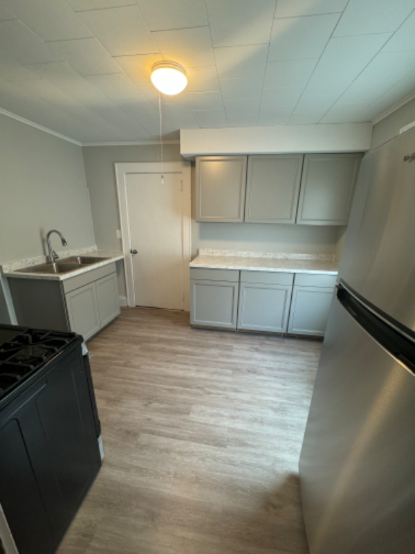 Building Photo - 12 Rogers St