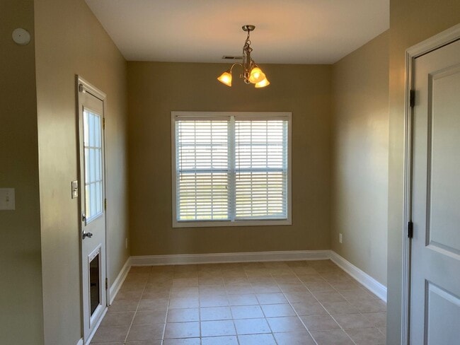 Building Photo - 223 Emerald Ridge Rd